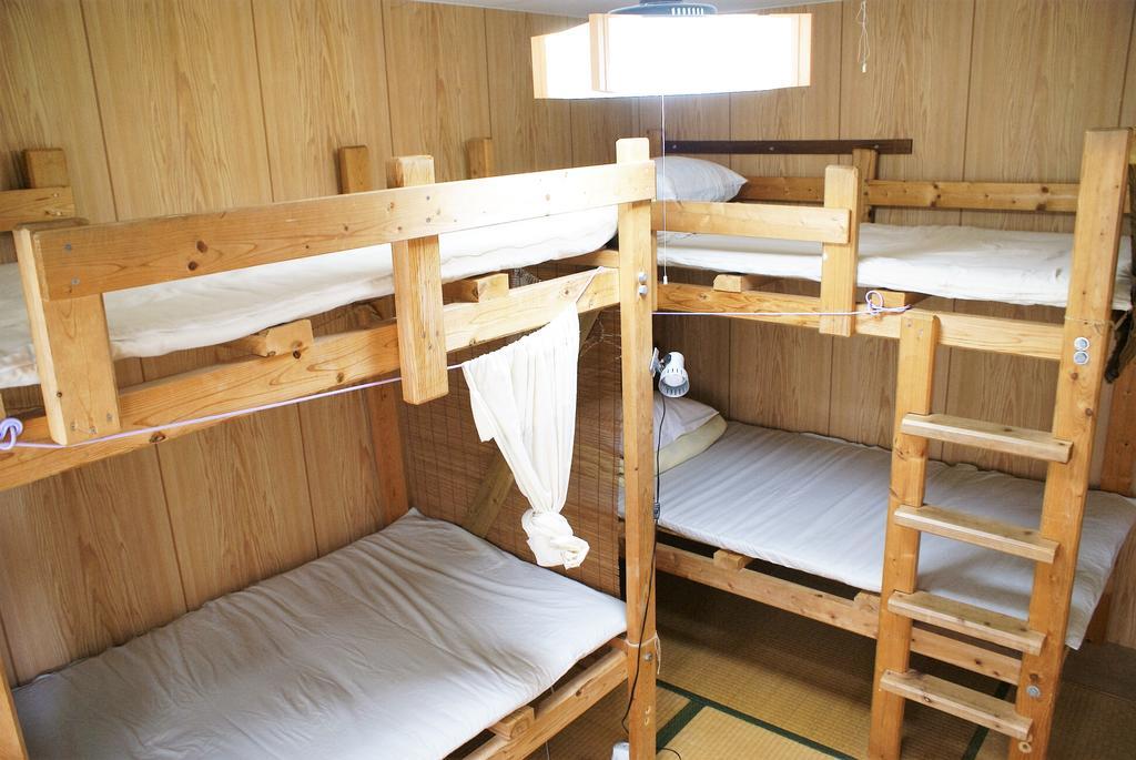Minshuku Agaihama Hostel Yonabaru Bagian luar foto