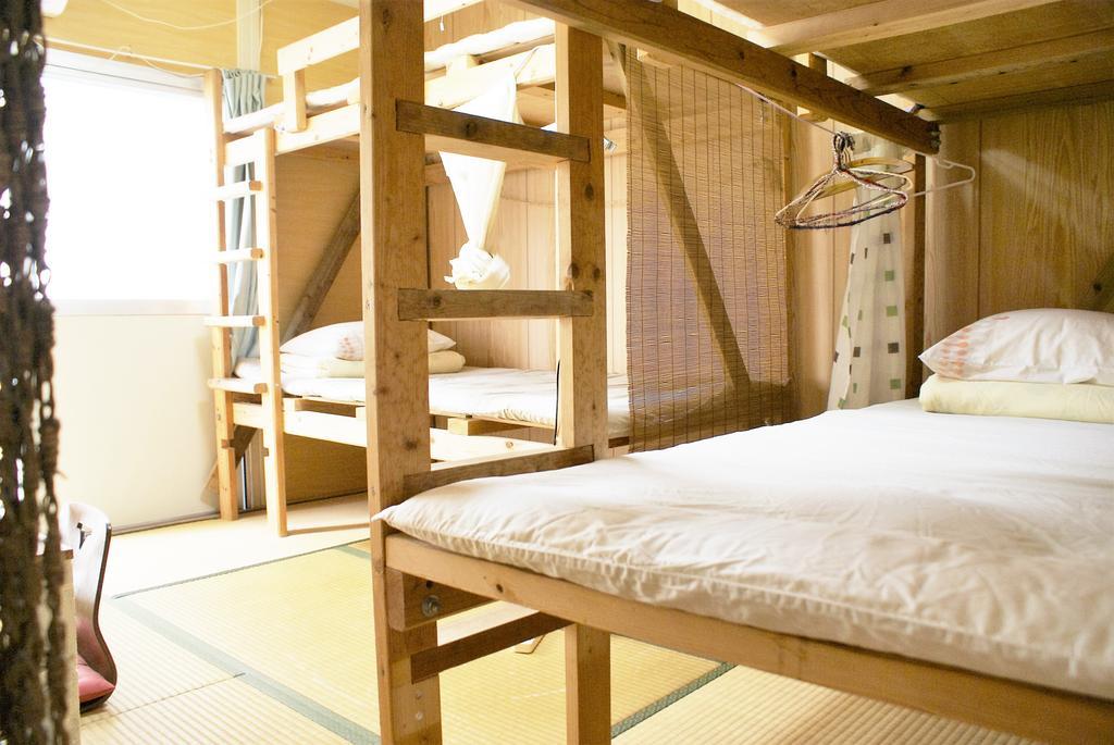 Minshuku Agaihama Hostel Yonabaru Bagian luar foto